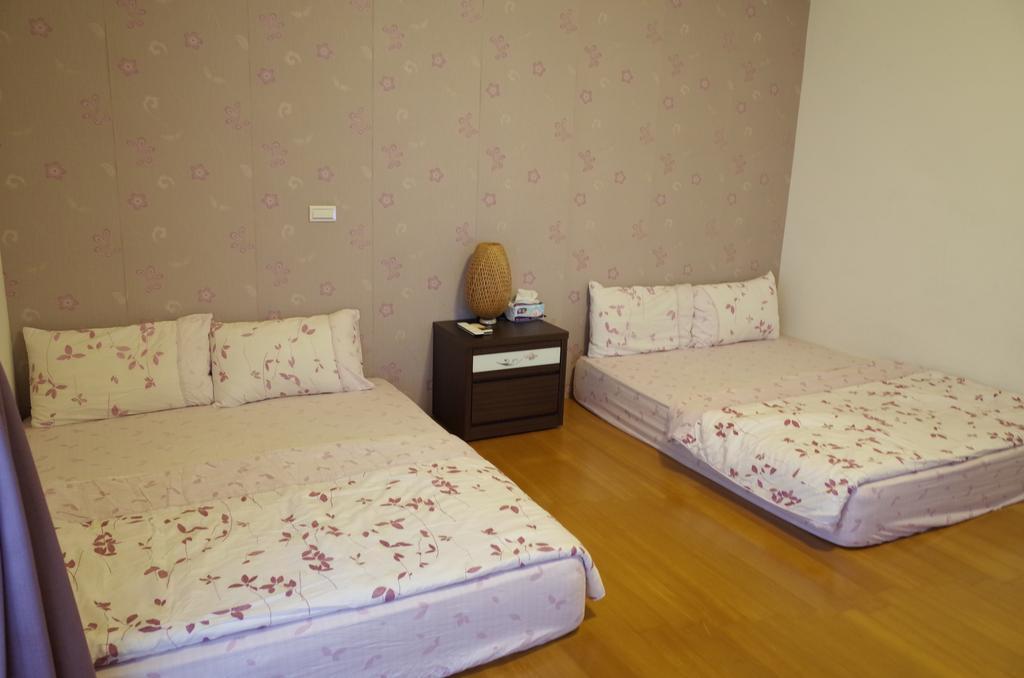 Dong Gang Li Yuan Homestay Donggang Esterno foto
