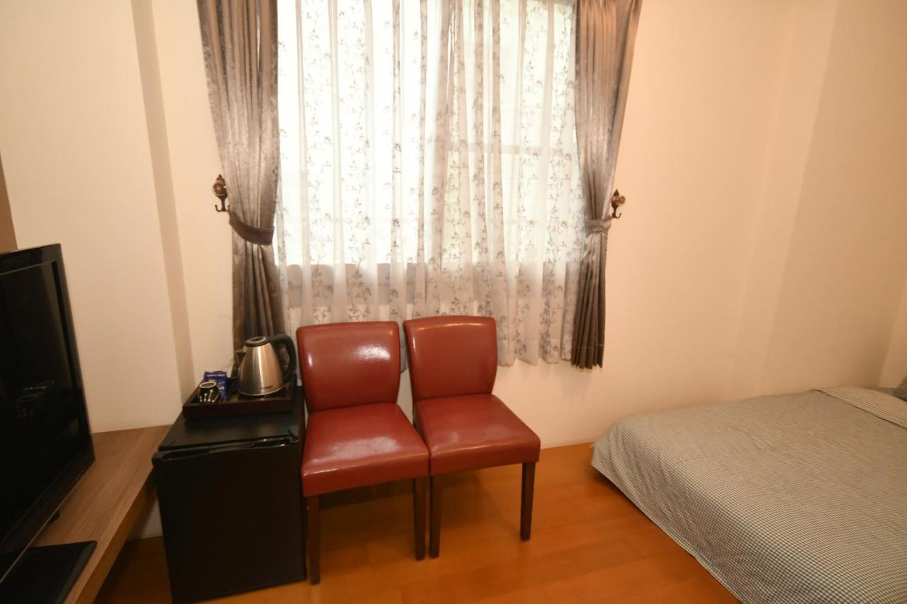 Dong Gang Li Yuan Homestay Donggang Esterno foto